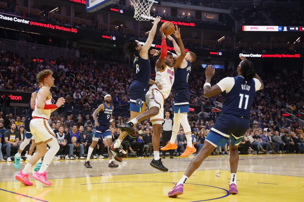 甚至批评他 甚至批评他